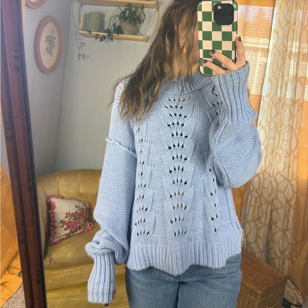 NWT // Free People Soft Blue chunky knit Sweater